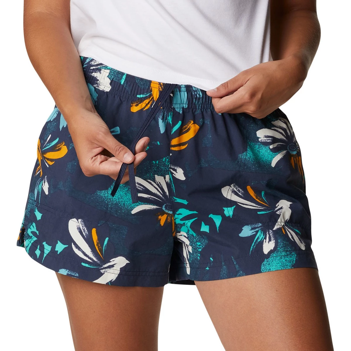 Women's Columbia Plus Sandy River II Printed Hybrid Shorts Nocturnal Daisy 1 Women's Columbia Plus Sandy River II Printed Hybrid Shorts Nocturnal Daisy